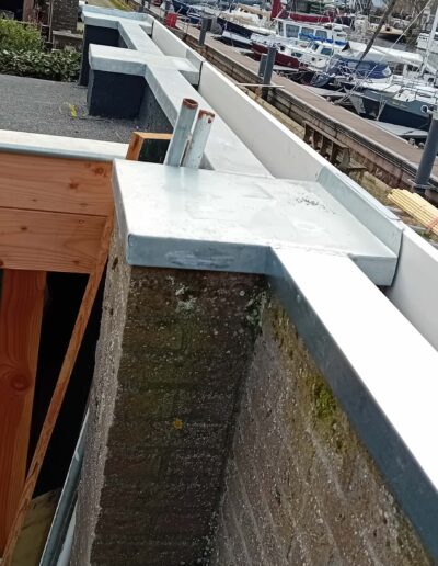 Zinken muur afdekker Enkhuizen
